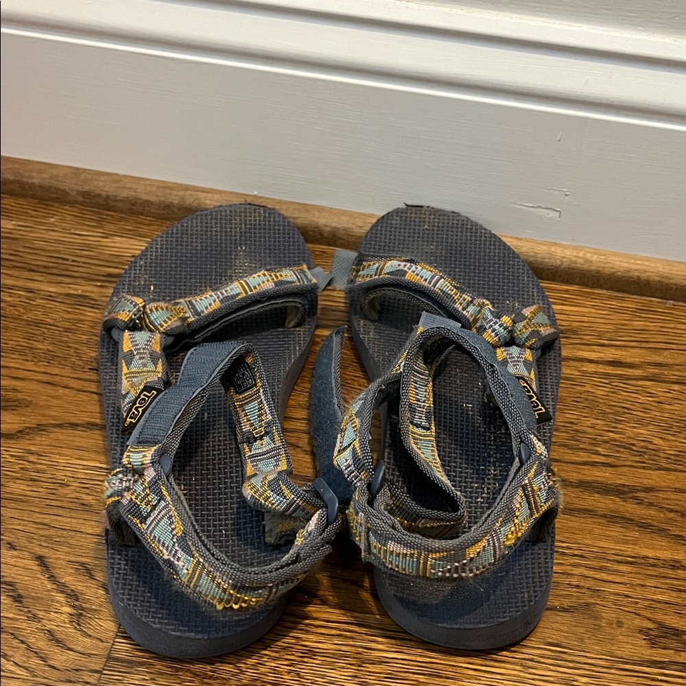 Women’s Blue Tevas - Picture 3 of 4